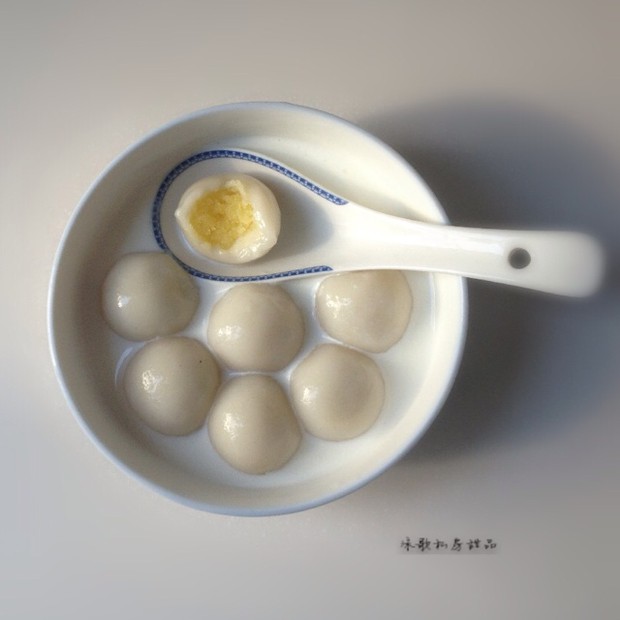 ̻ţԲ