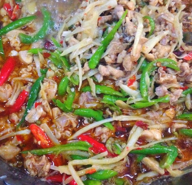 自贡鲜锅兔