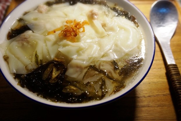 黄金鹅油香葱小馄饨的做法