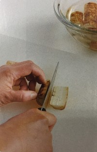 ţ1