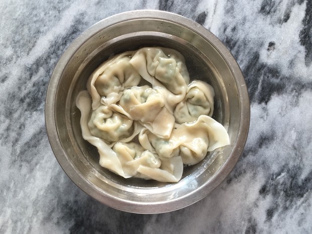 荠菜鲜肉馄饨的做法