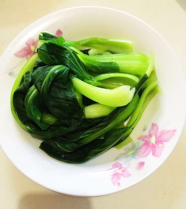 白灼菜心的做法
