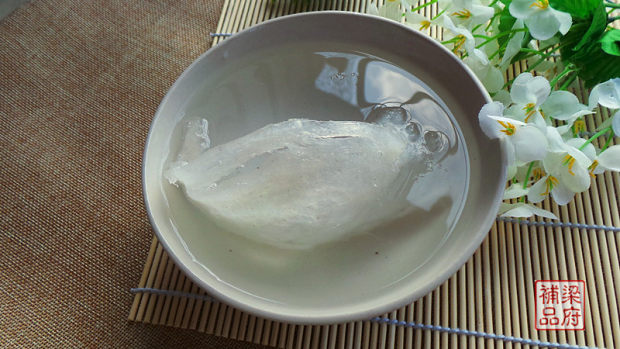 独门燕窝泡发挑毛(技术帖)的做法