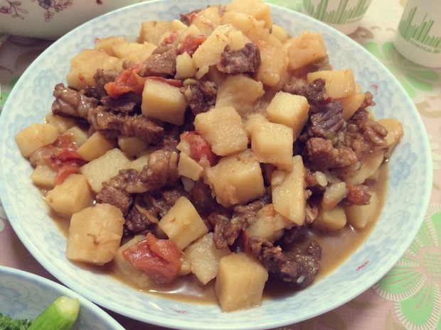 清淡版土豆炖牛肉的做法