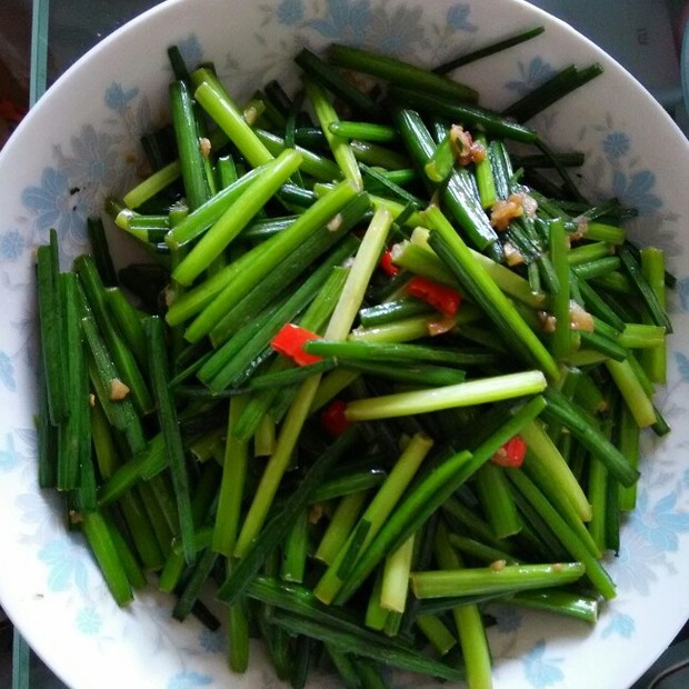 素炒韭苔的做法