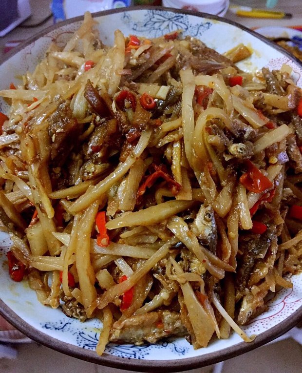 酸笋小黄鱼的做法