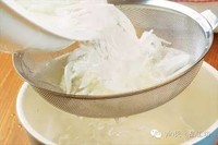 ţ1