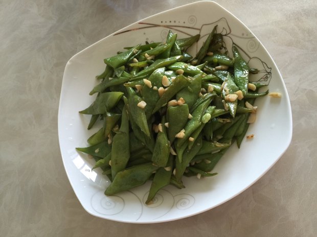 蒜香扁豆角的做法