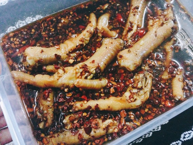麻辣蒜香鸡爪的做法