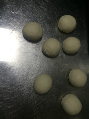 ϻ 3