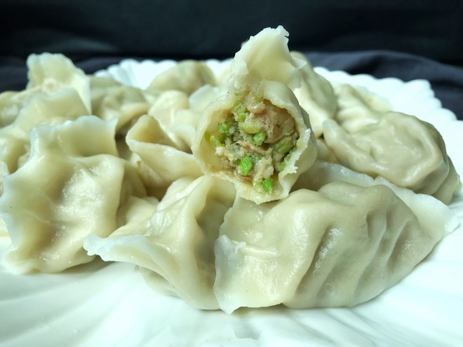 芹菜猪肉水饺的做法