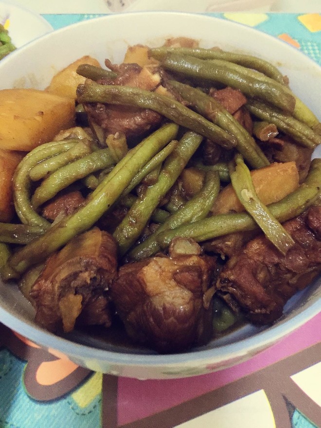 正宗排骨豆角土豆的做法