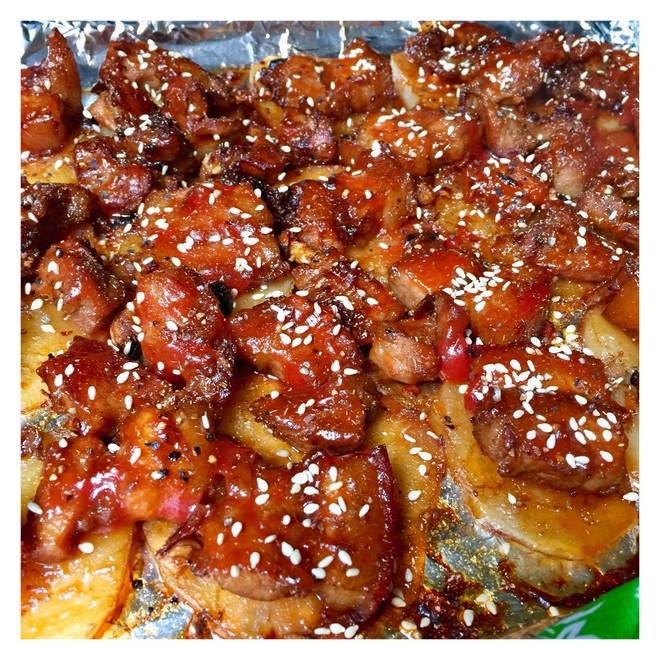 烤箱版土豆烤五花肉的做法
