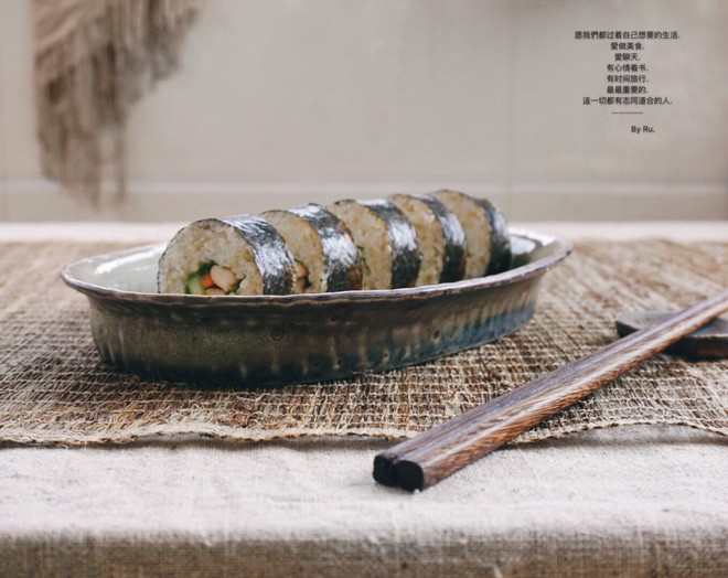 糙米鸡胸肉寿司的做法