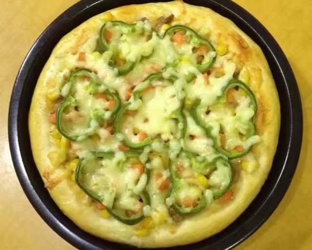 鸡腿肉披萨的做法