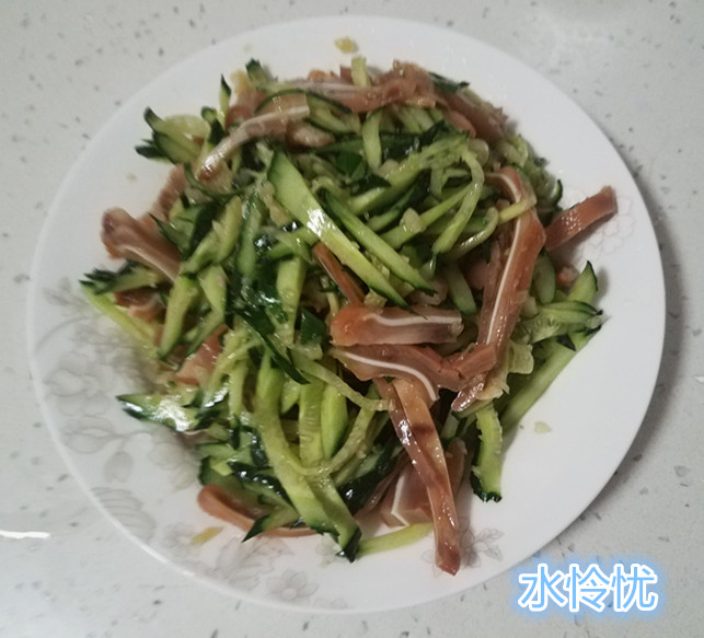 黄瓜凉拌猪耳的做法