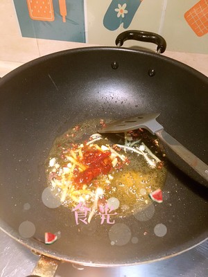 Ѫ 3