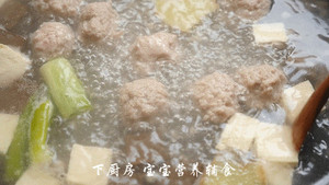 肉圆猪血豆腐汤的做法 步骤16