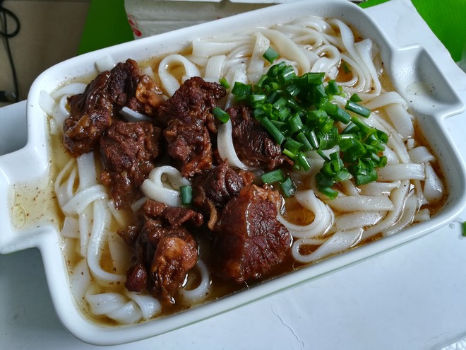 牛腩粉的做法