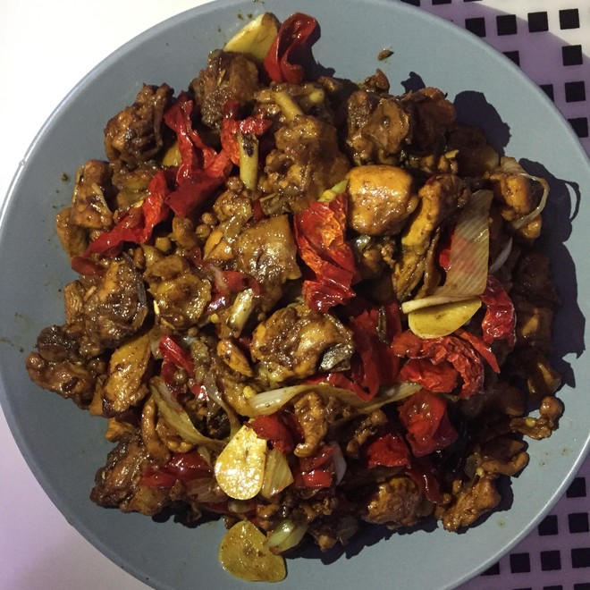 辣子鸡的做法