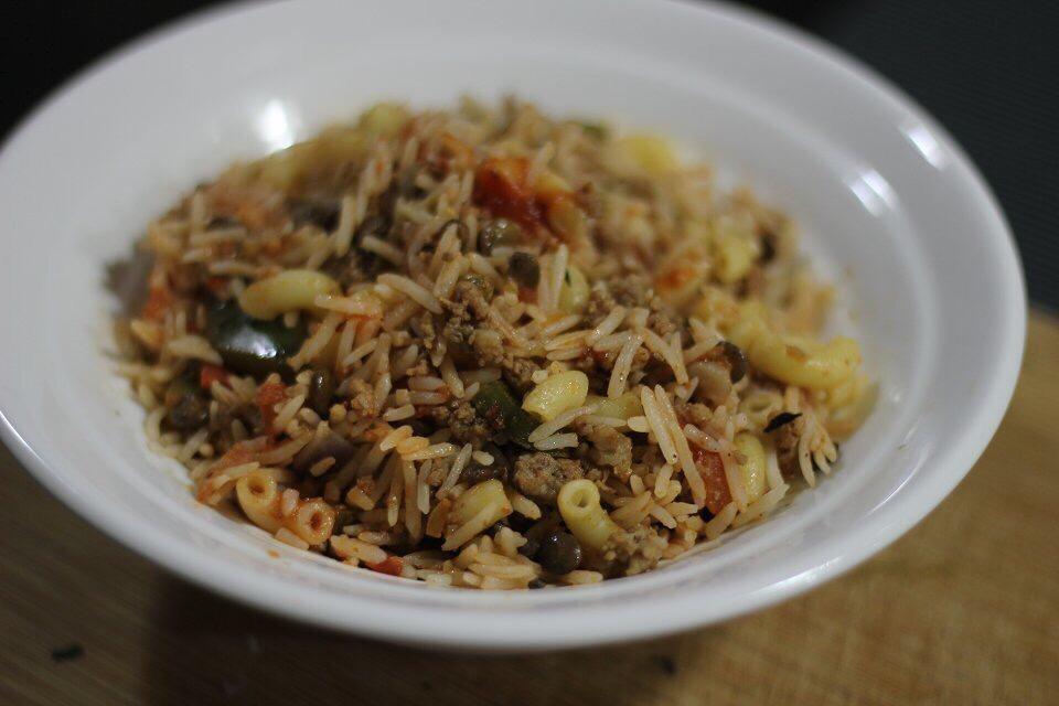 阿拉伯牛肉沫扁豆焖饭(KUSERY)的做法