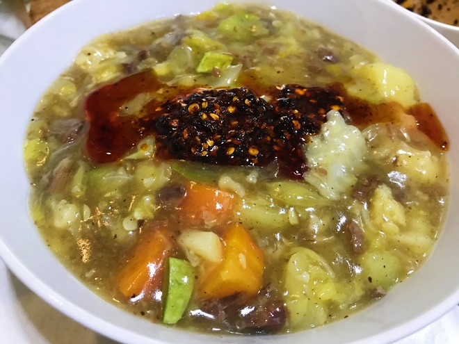咪姆的肉丸胡辣汤的做法