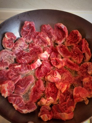 红烧牛肉的做法 步骤6