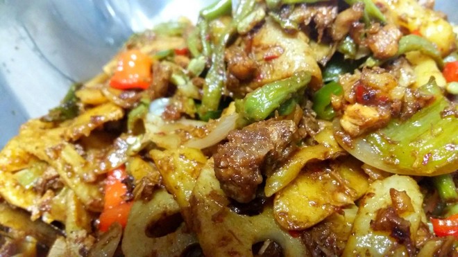四川特色_干锅兔肉的做法
