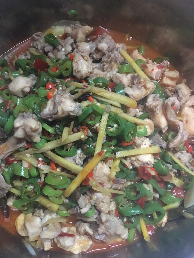 自贡特色鲜锅兔的做法