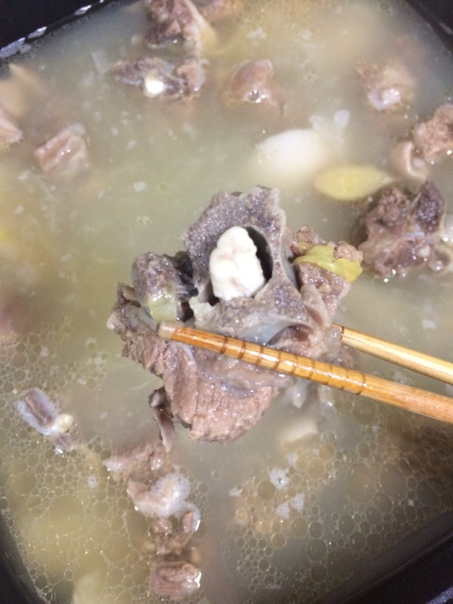清炖羊蝎子的做法