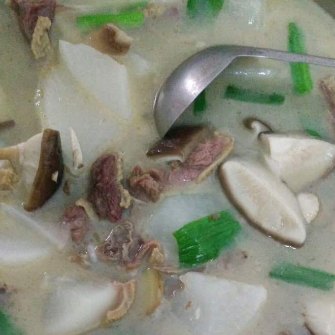 咸鹅锅仔(火锅)的做法