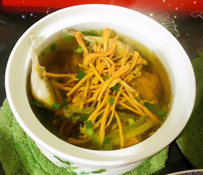 虫草花鹌鹑汤的做法