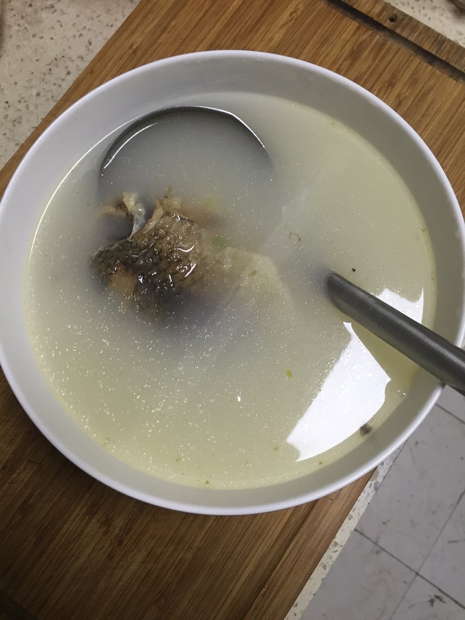 孕妇食谱鲫鱼汤的做法