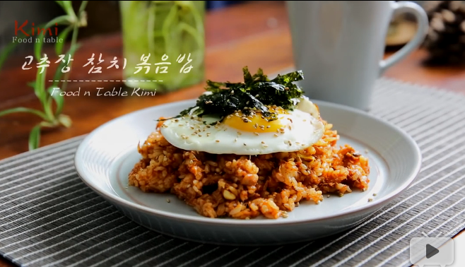 金枪鱼炒饭的做法