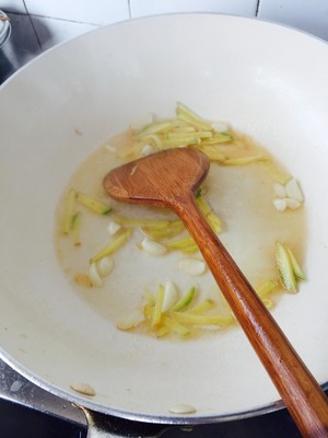 㣨ζ 3