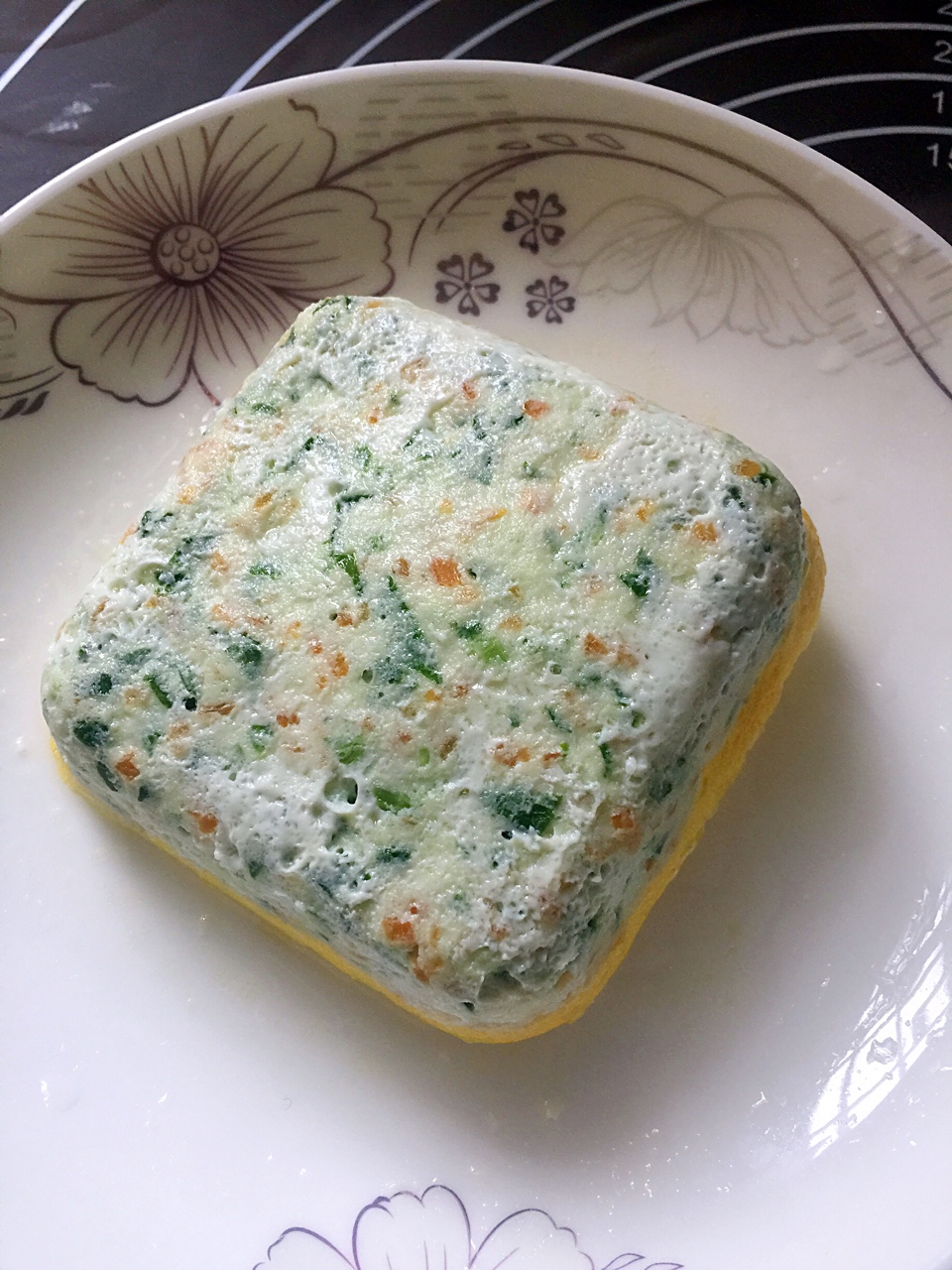 宝宝辅食蔬菜鳕鱼糕的做法