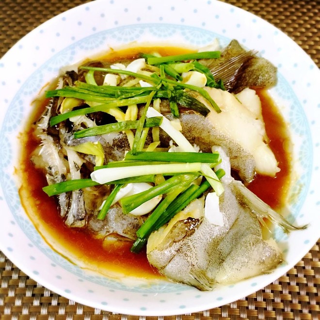 清蒸鸦片鱼头的做法