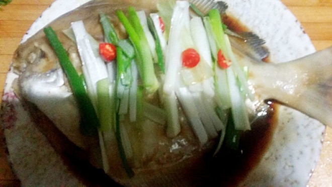 清蒸平鱼的做法