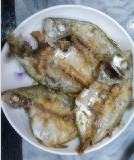 香煎鲳鱼的做法