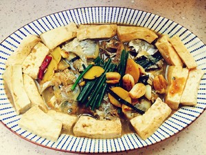 ն 9