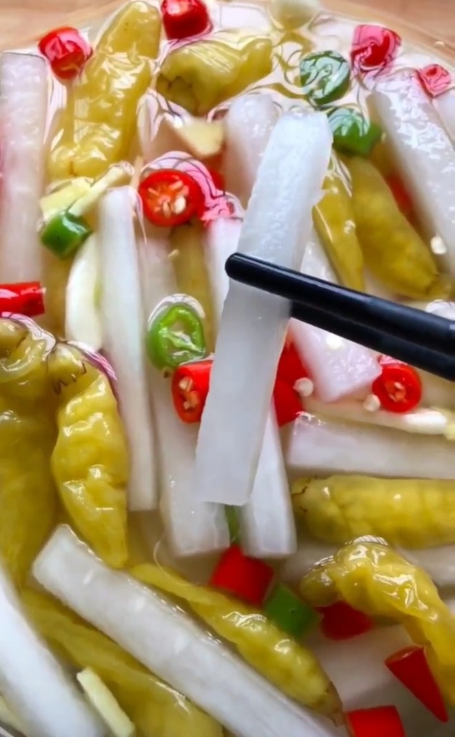 酸辣开胃萝卜的做法