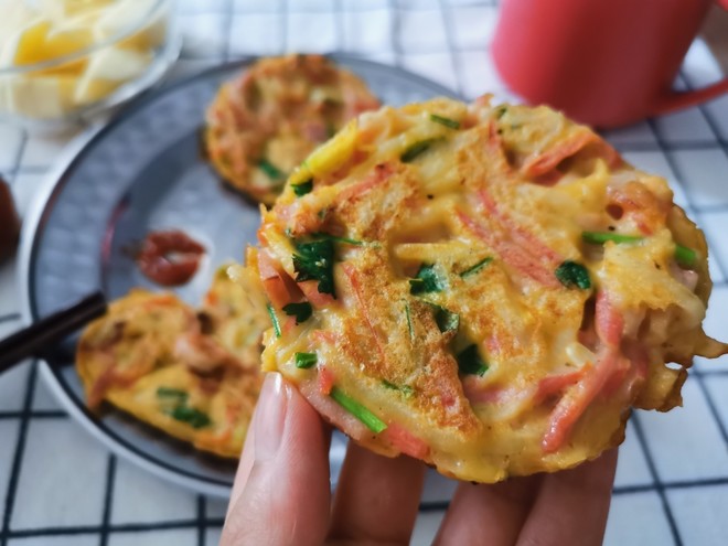土豆胡萝卜健康早餐饼的做法