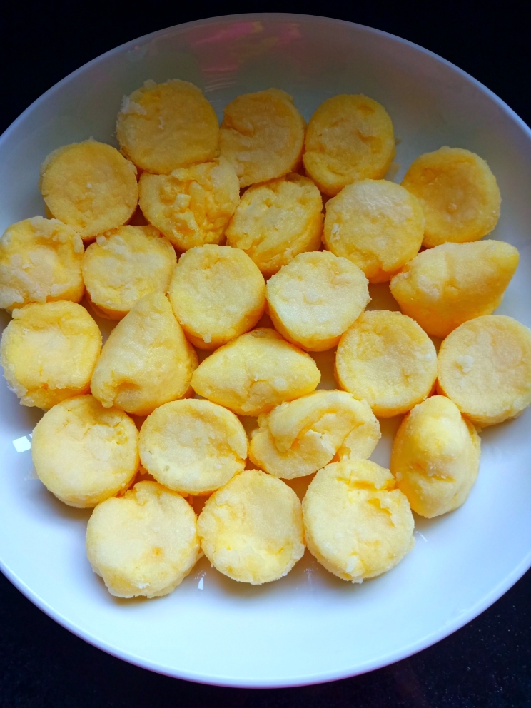 ļ 4