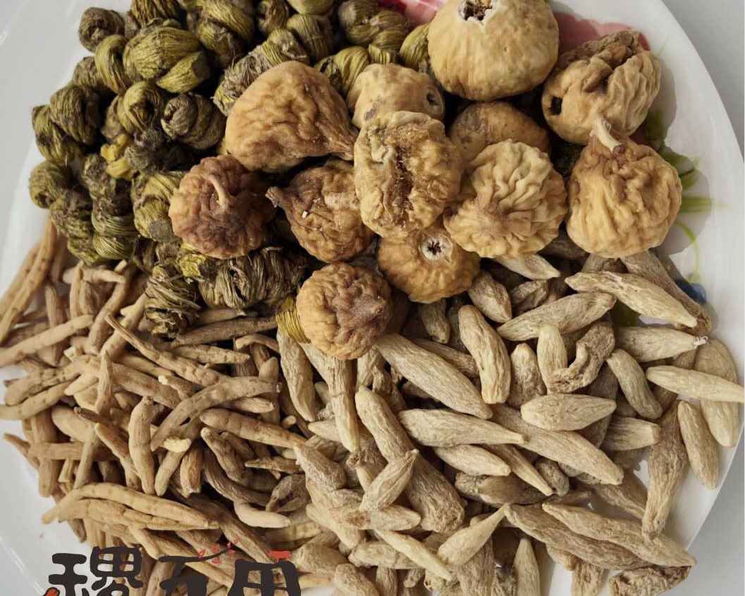 石斛太子参无花果炖汤的做法