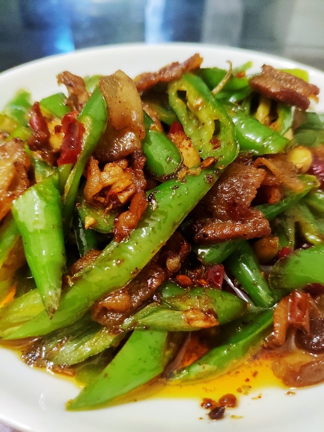 农家小炒肉的做法