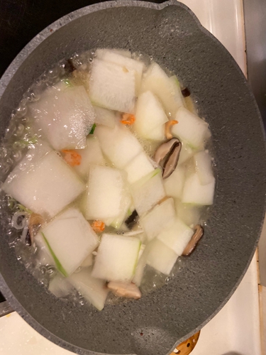 做正宗小贴士鲜甜冬瓜海米汤的图片步骤3
