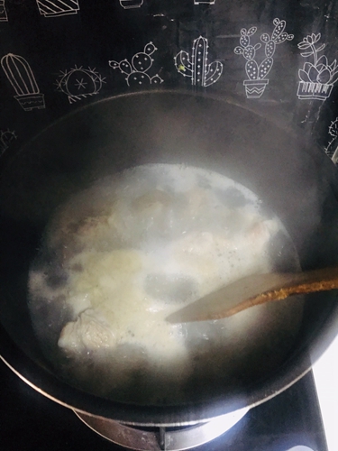 做正宗原汁原味排骨汤的图片步骤2