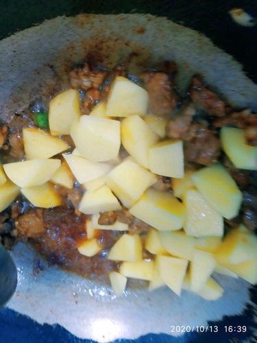 做正宗牛肉炖南瓜土豆的图片步骤6