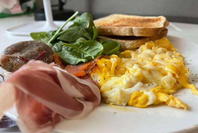 健康早餐午餐食谱_8岁男孩早餐带量午餐食谱_健康午餐食谱(加营养成分)