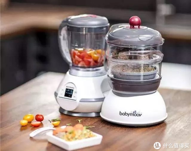 关乎宝宝饮食安全,嚼后嘴对嘴喂食真的好吗?辅食机真的很有必要!